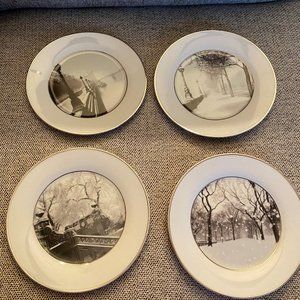 Williams-Sonoma Porcelain Entertaining Plates (4)